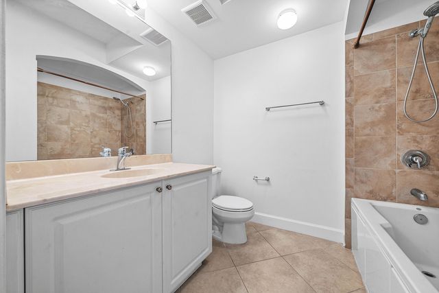 1660 Renaissance Commons Boulevard 2421, Boynton Beach, FL 33426
