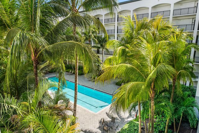 1660 Renaissance Commons Boulevard 2421, Boynton Beach, FL 33426