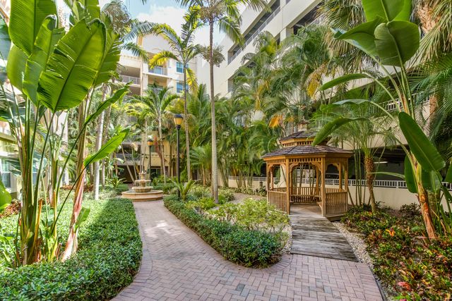1660 Renaissance Commons Boulevard 2421, Boynton Beach, FL 33426