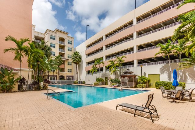 1660 Renaissance Commons Boulevard 2421, Boynton Beach, FL 33426