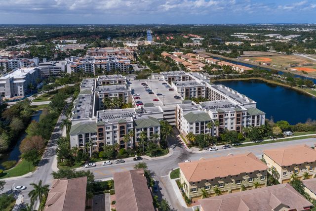 1660 Renaissance Commons Boulevard 2421, Boynton Beach, FL 33426