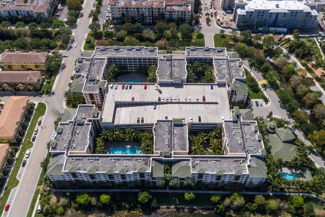1660 Renaissance Commons Boulevard 2421, Boynton Beach, FL 33426