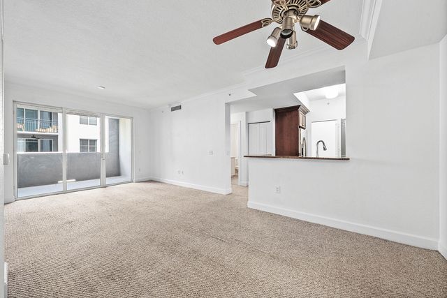 1660 Renaissance Commons Boulevard 2421, Boynton Beach, FL 33426