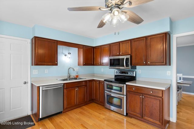 3203 Morningview Dr, Louisville, KY 40242