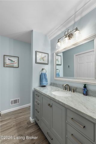 3203 Morningview Dr, Louisville, KY 40242