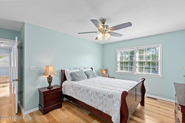 3203 Morningview Dr, Louisville, KY 40242