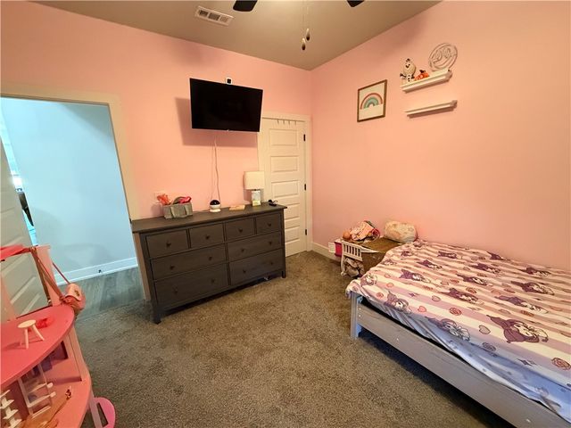 225 Ryder Street, Gentry, AR 72734