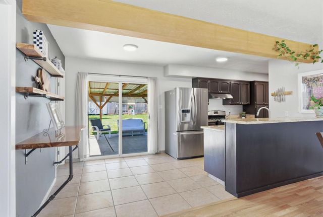 8039 Glen Valley Cir, Citrus Heights, CA 95610