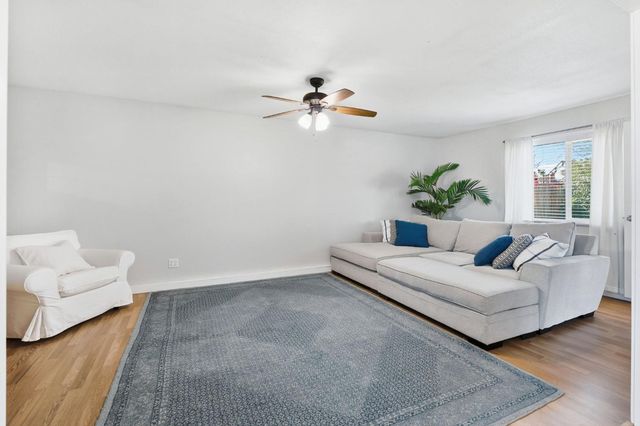 8039 Glen Valley Cir, Citrus Heights, CA 95610