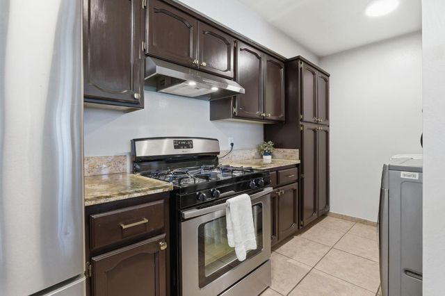 8039 Glen Valley Cir, Citrus Heights, CA 95610