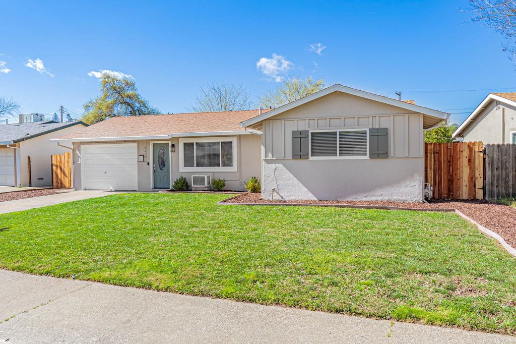 8039 Glen Valley Cir, Citrus Heights, CA 95610