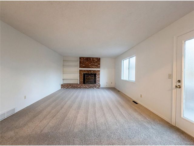 824 Elliott St, Longmont, CO 80504