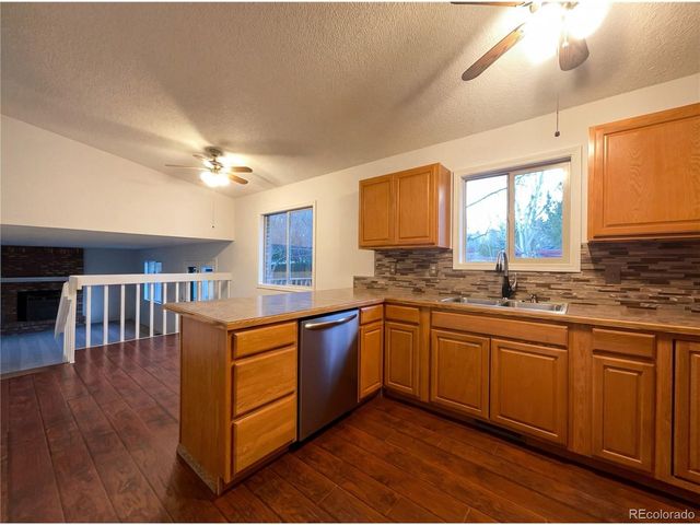 824 Elliott St, Longmont, CO 80504