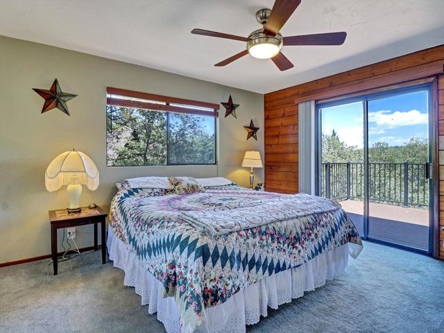 214 S Fairway Drive, Lake Arrowhead, CA 92352