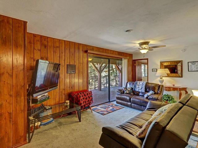 214 S Fairway Drive, Lake Arrowhead, CA 92352