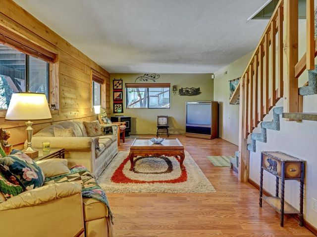 214 S Fairway Drive, Lake Arrowhead, CA 92352