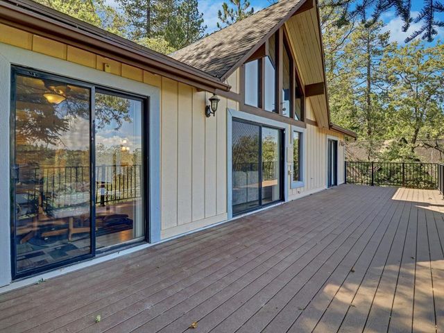 214 S Fairway Drive, Lake Arrowhead, CA 92352