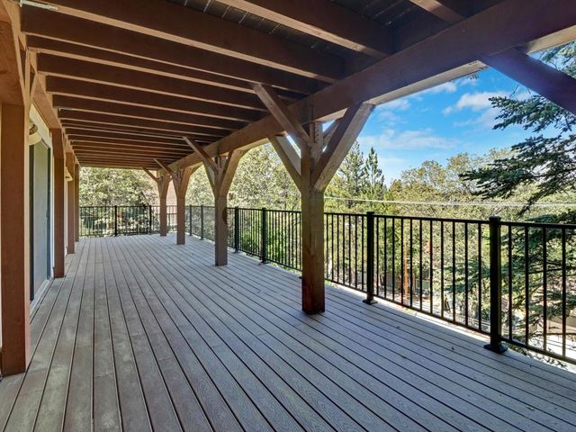 214 S Fairway Drive, Lake Arrowhead, CA 92352