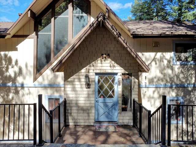 214 S Fairway Drive, Lake Arrowhead, CA 92352