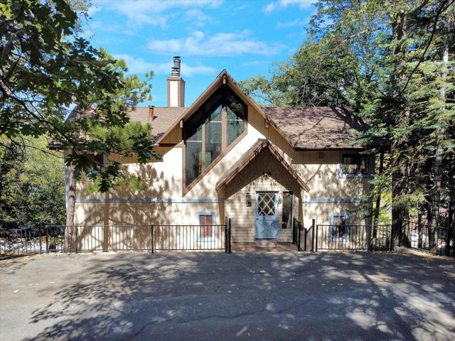 214 S Fairway Drive, Lake Arrowhead, CA 92352