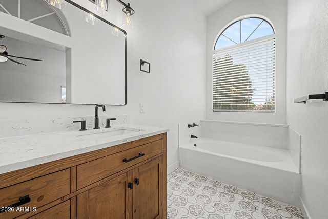 5939 E PHELPS Road, Scottsdale, AZ 85254