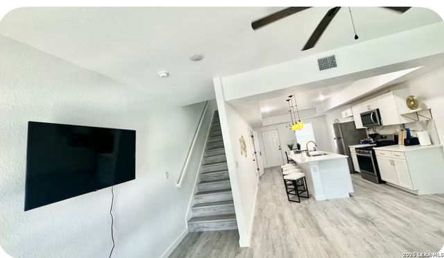 1414 Hicks 101 And 102, San Antonio, TX 78210