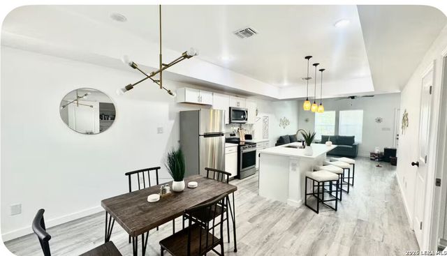 1414 Hicks 101 And 102, San Antonio, TX 78210