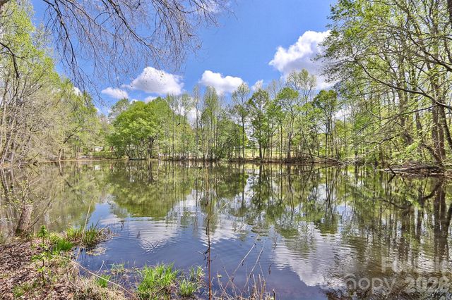 2311 S Lafayette Street, Shelby, NC 28152