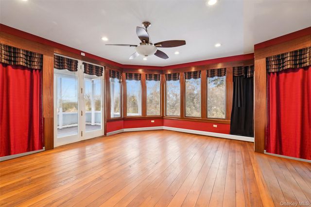 49 Helms Hill Road, Washingtonville, NY 10992