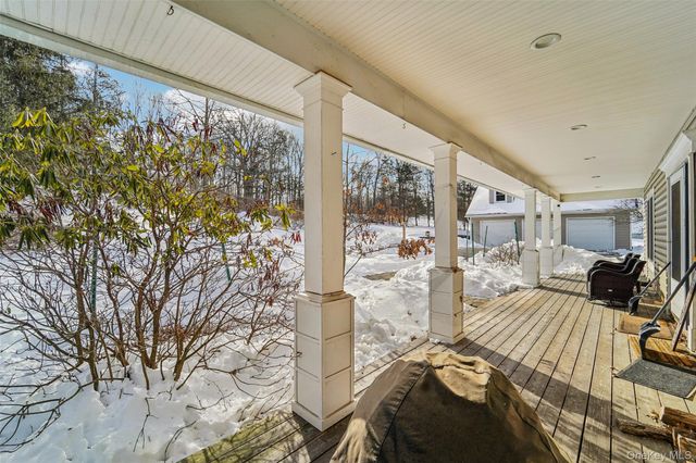 49 Helms Hill Road, Washingtonville, NY 10992