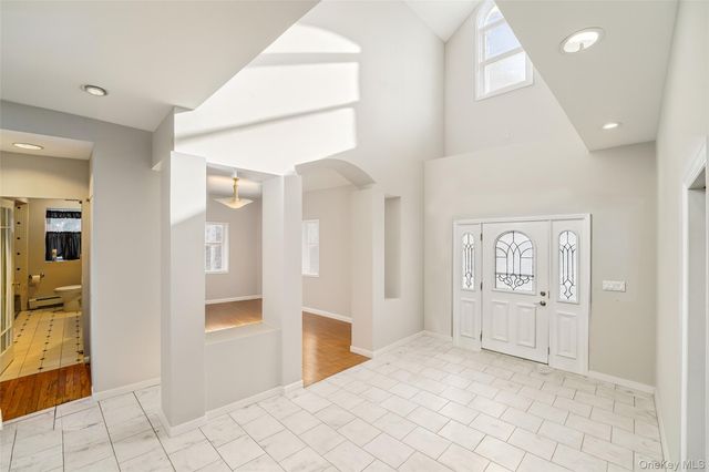 49 Helms Hill Road, Washingtonville, NY 10992