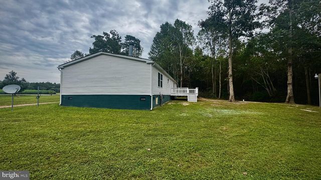 20479 KINGS, Montross, VA 22520