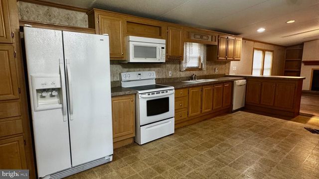20479 KINGS, Montross, VA 22520