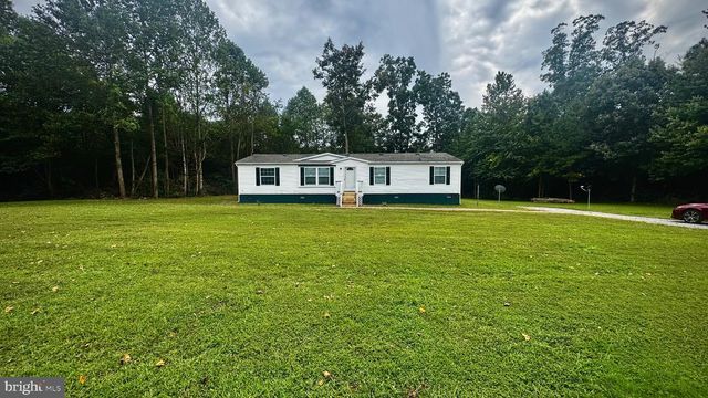 20479 KINGS, Montross, VA 22520