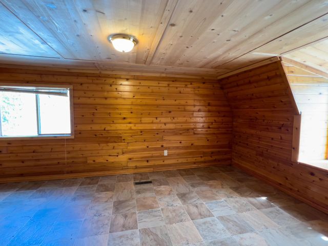 3934 Garvey Cir, Colville, WA 99114