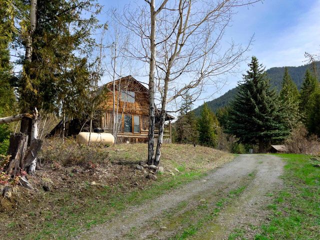 3934 Garvey Cir, Colville, WA 99114