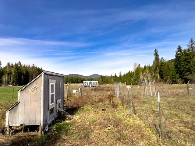 3934 Garvey Cir, Colville, WA 99114