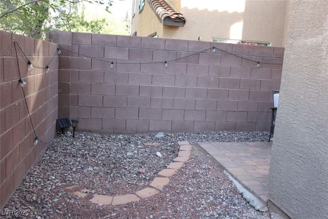 9284 Night Mesa Street, Las Vegas, NV 89178