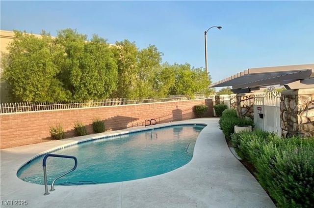 9284 Night Mesa Street, Las Vegas, NV 89178