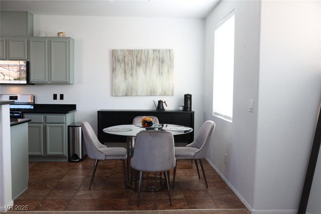 9284 Night Mesa Street, Las Vegas, NV 89178