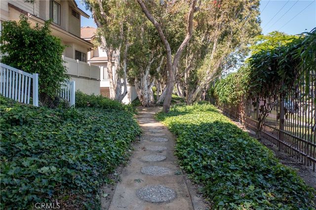 2595 Plaza Del Amo 424, Torrance, CA 90503