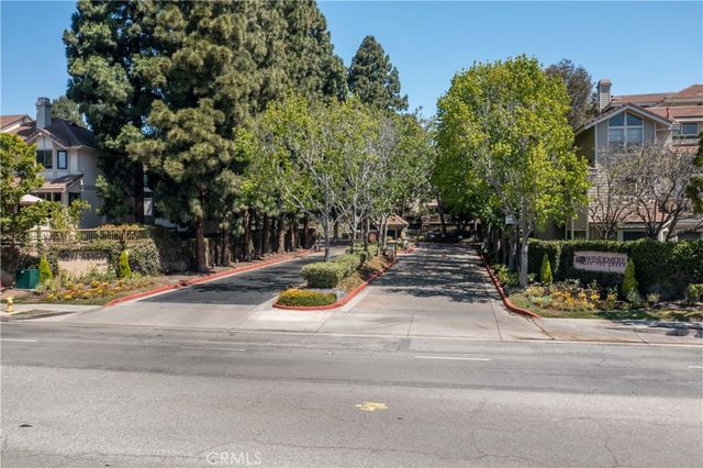 2595 Plaza Del Amo 424, Torrance, CA 90503