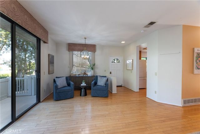 2595 Plaza Del Amo 424, Torrance, CA 90503