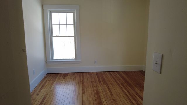 12 E. Main St 5, Southborough, MA 01772