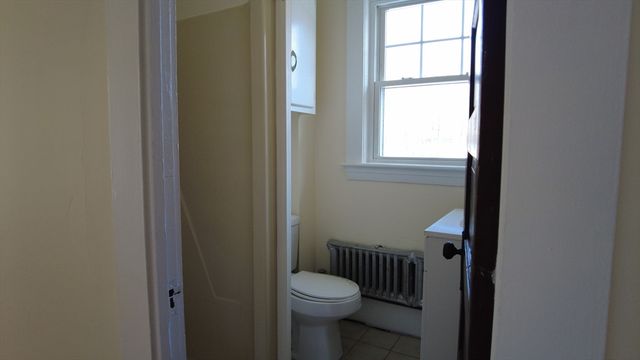 12 E. Main St 5, Southborough, MA 01772