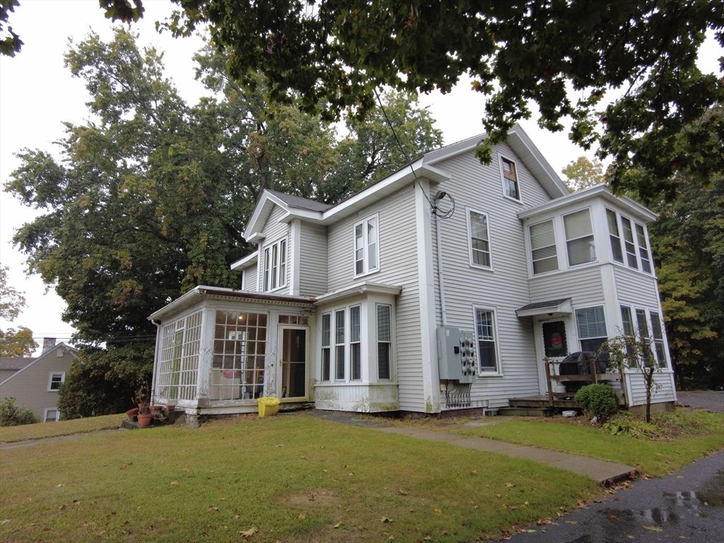 12 E. Main St 5, Southborough, MA 01772