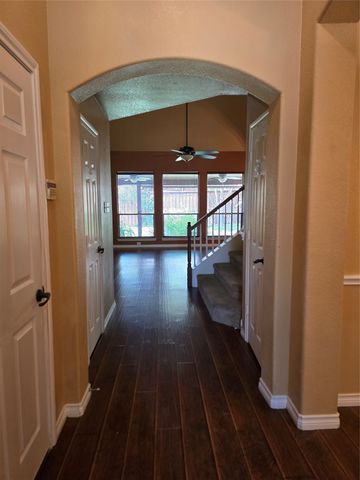 12113 Shadybrook Drive, Fort Worth, TX 76244