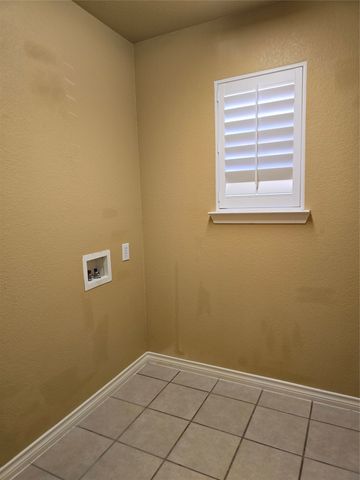 12113 Shadybrook Drive, Fort Worth, TX 76244