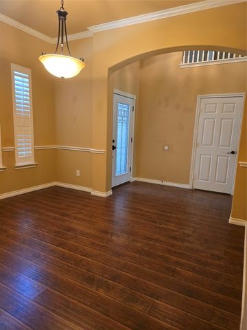 12113 Shadybrook Drive, Fort Worth, TX 76244