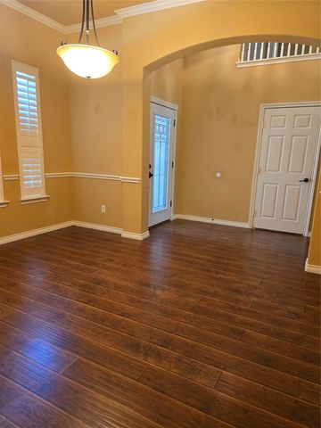 12113 Shadybrook Drive, Fort Worth, TX 76244